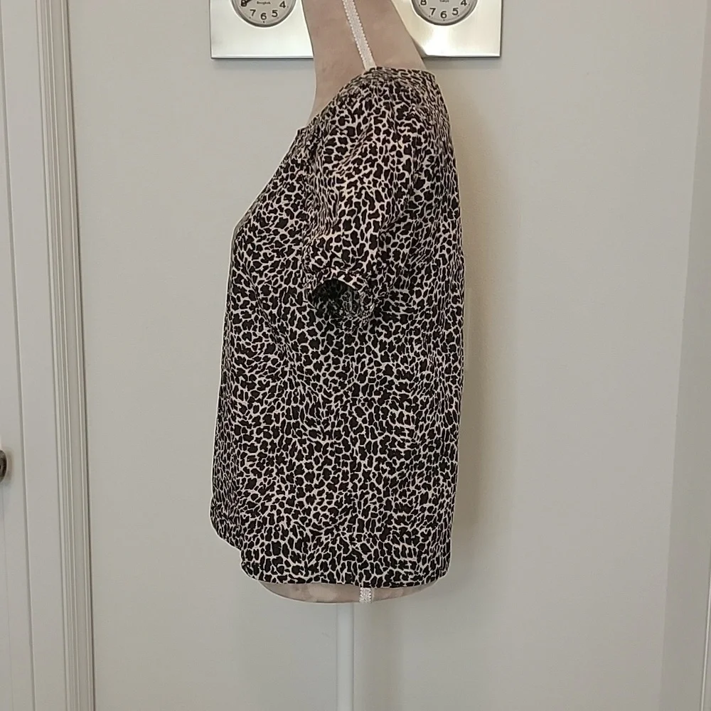 J Crew, Size S, Animal Print Puff Sleeve Poplin Top.  Black and Tan. New Cond.